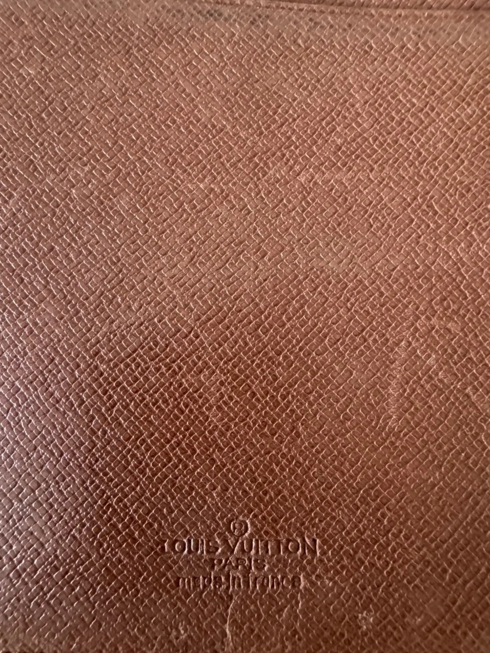 Classic Monogram Louis Vuitton Men's Billfold Wallet